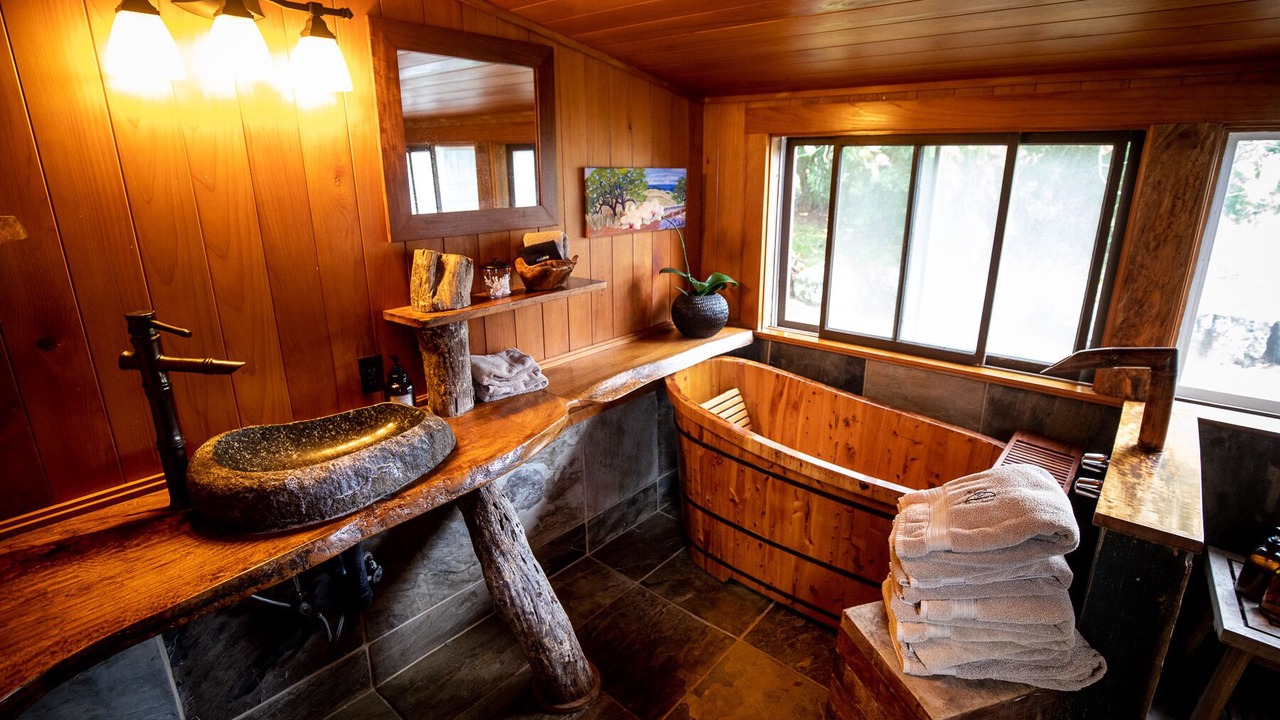 Photo of Bathroom in Hawi