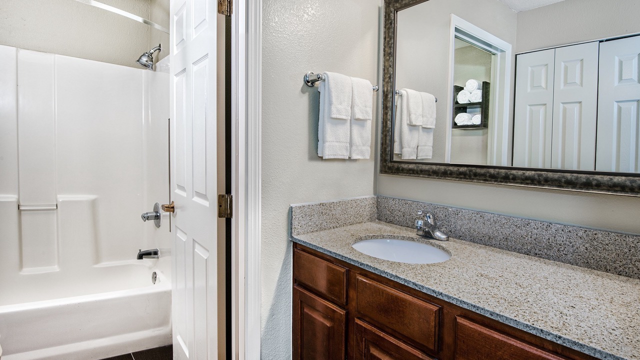 Photo of Bathroom in Round Rock Original Plat