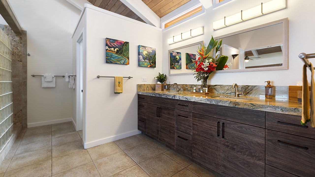 Photo of Bathroom in Kailua-Kona
