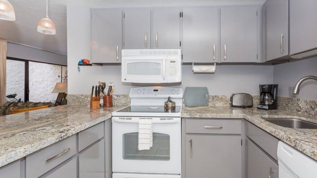 Photo of Kitchen in Keauhou