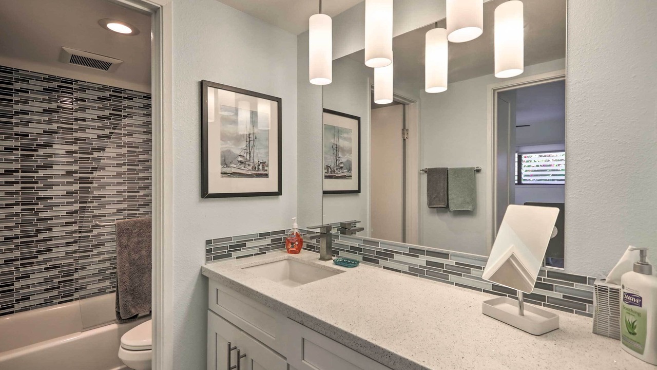 Photo of Bathroom in Kaunakakai