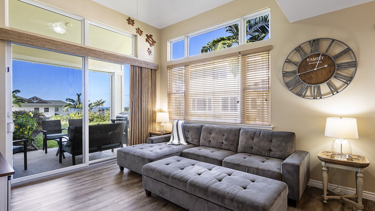 Photo of Bedroom in Kahaluu Bay