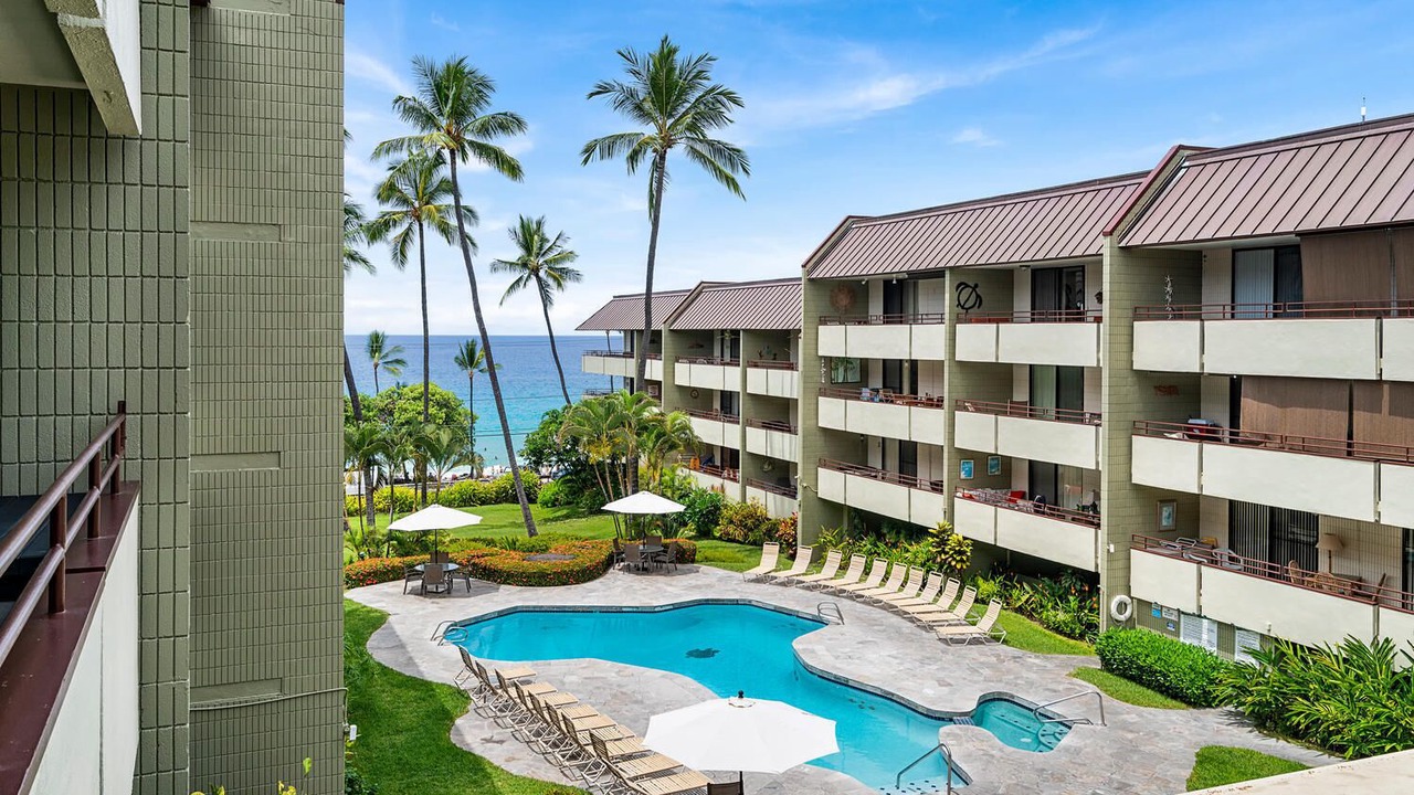 Photo of Outdoor in Kahaluu Bay