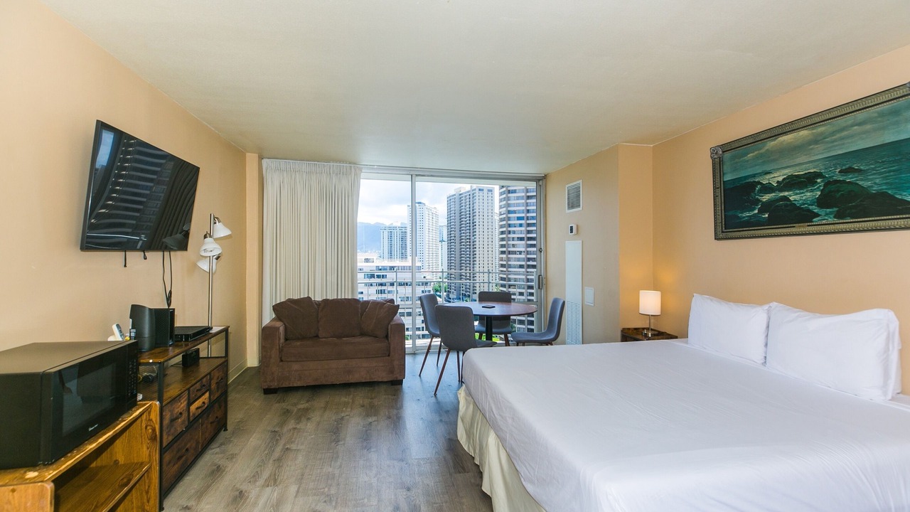 Photo of Bedroom in Waikiki