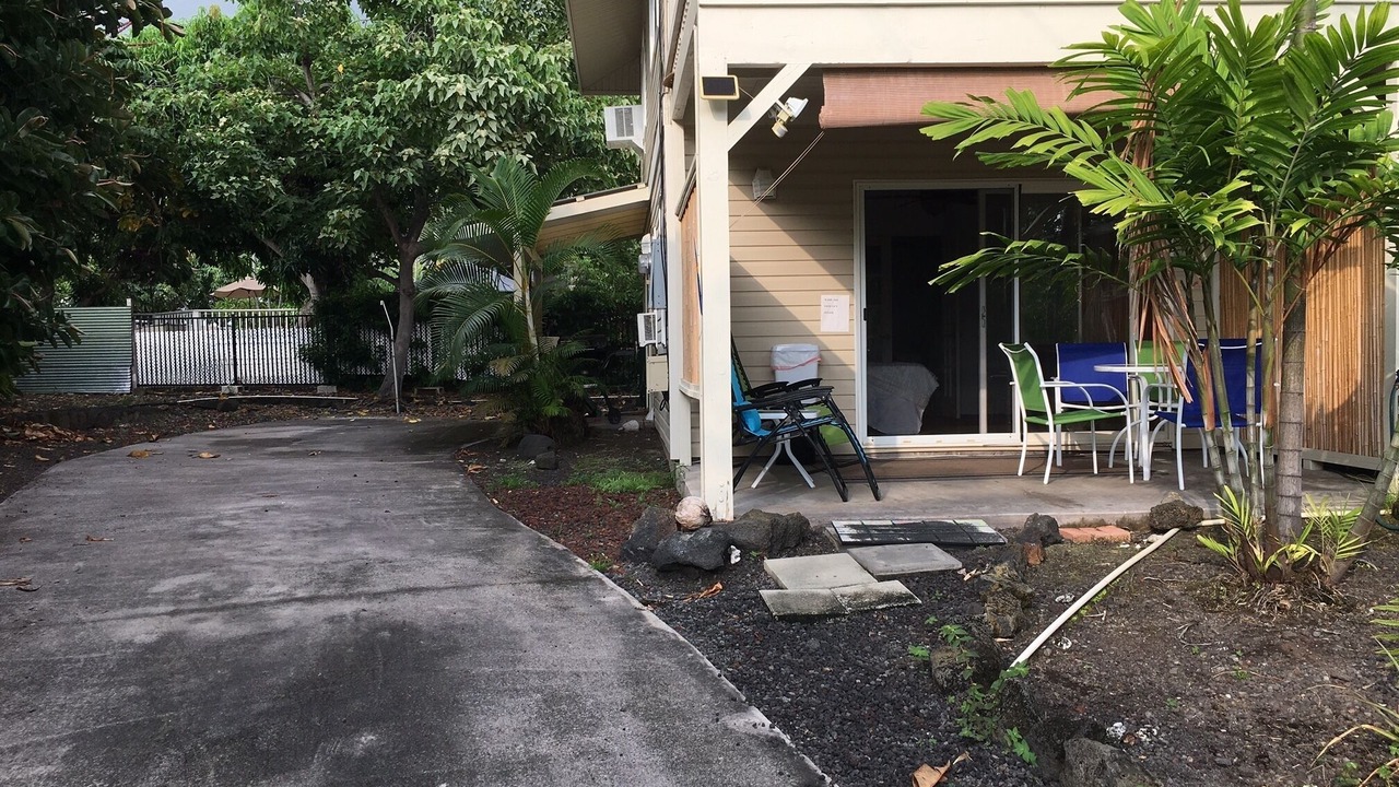 Photo of Patio Balcony in Kahaluu Bay