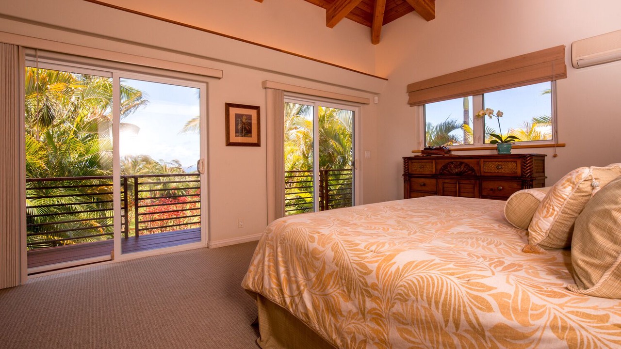 Photo of Bedroom in Hamakuapoko