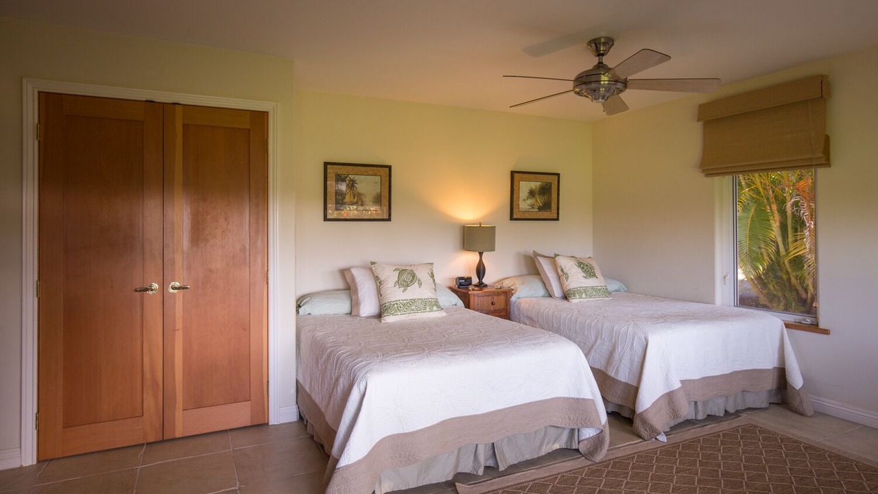Photo of Bedroom in Hamakuapoko