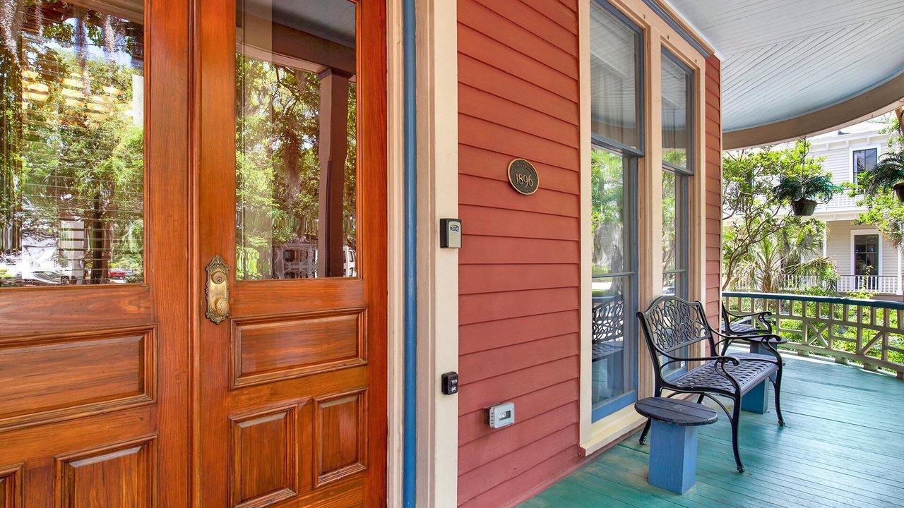 Photo of Patio Balcony in Historic Downtown Savannah