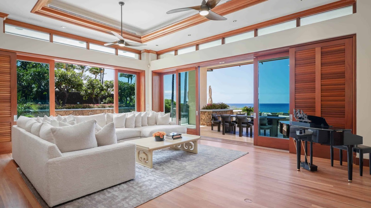 Photo of Livingroom in Kamuela