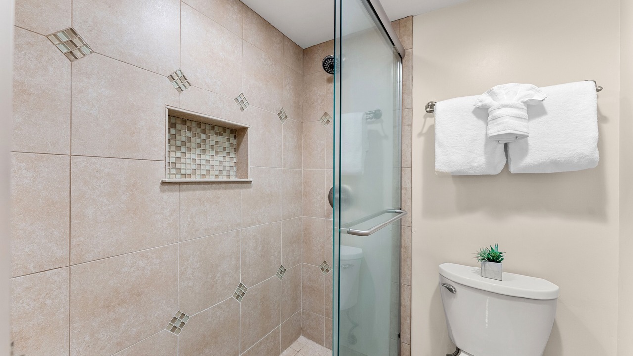 Photo of Bathroom in Kahana