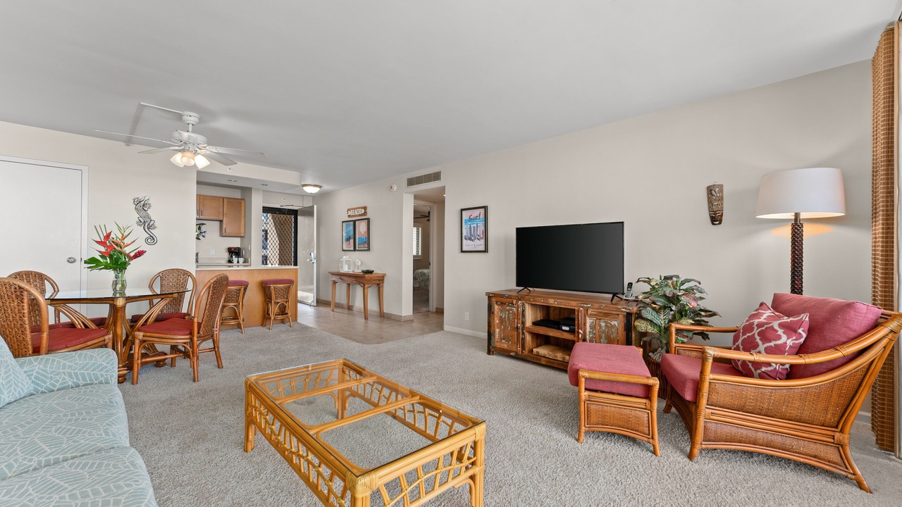 Photo of Livingroom in Kahana
