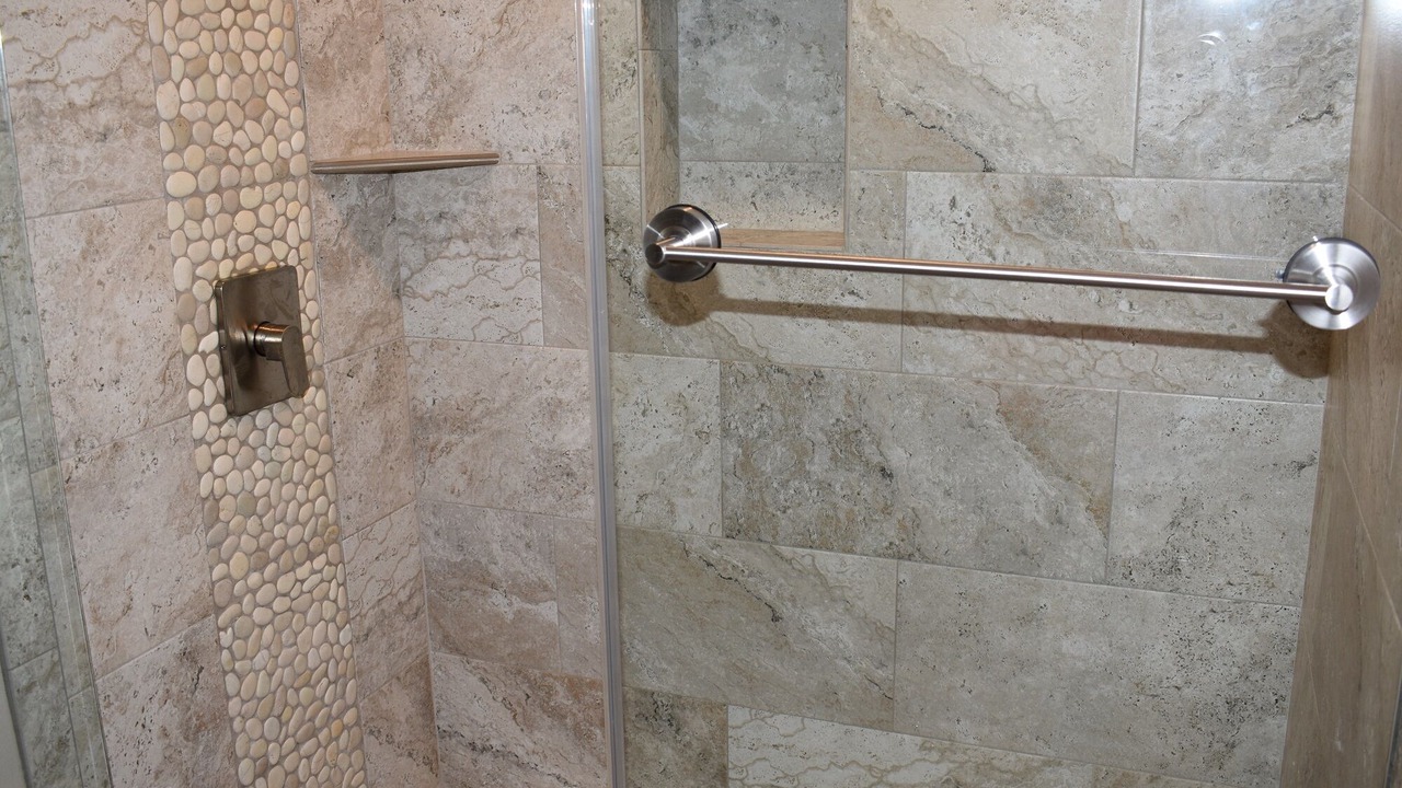 Photo of Bathroom in Keaukaha