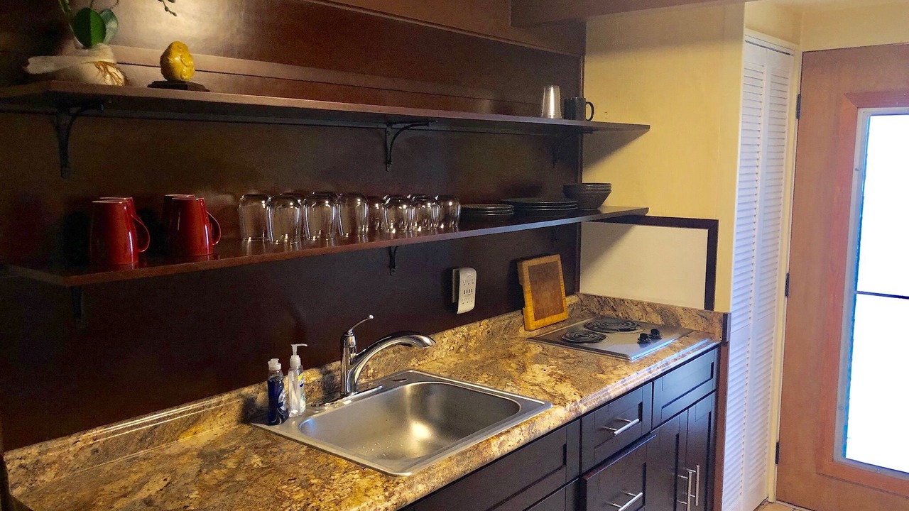 Photo of Kitchen in Kaunakakai