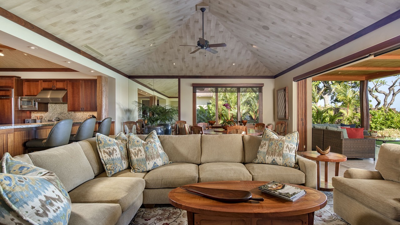 Photo of Bedroom in Kaupulehu