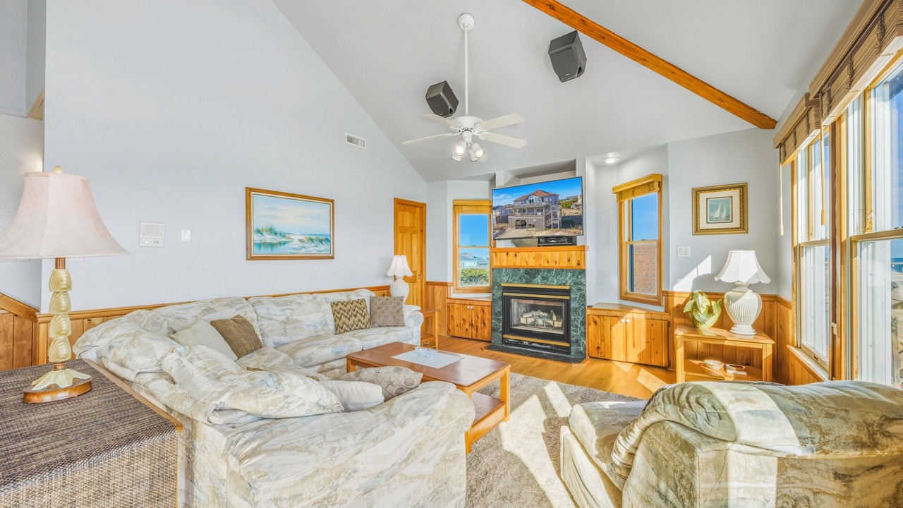 Photo of Livingroom in Rodanthe