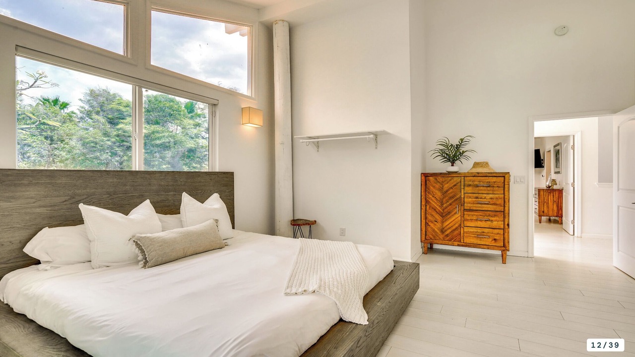 Photo of Bedroom in Makaha