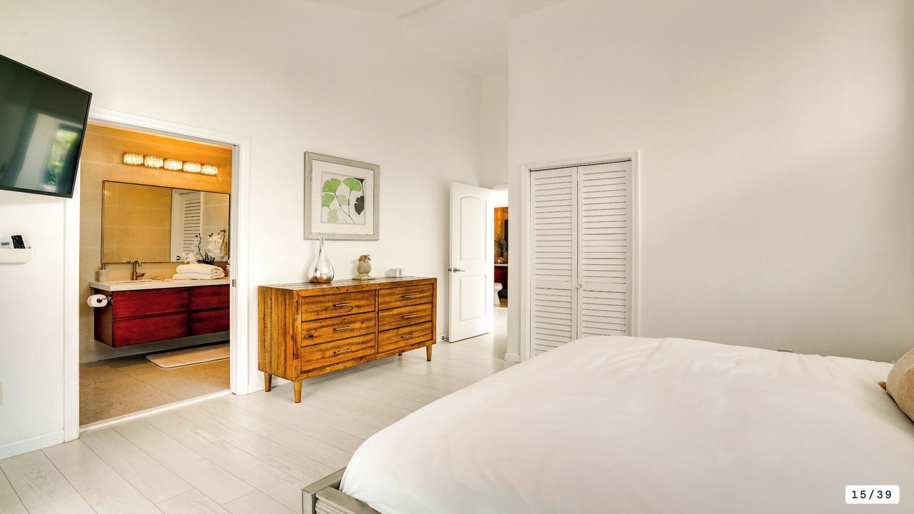 Photo of Bedroom in Makaha