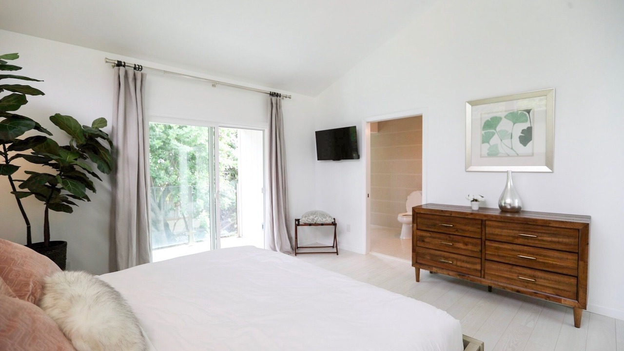 Photo of Bedroom in Makaha