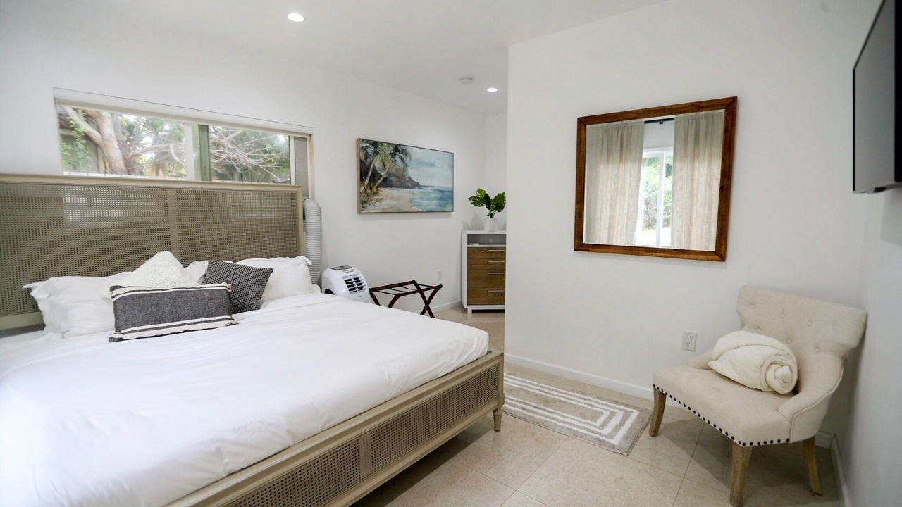Photo of Bedroom in Makaha