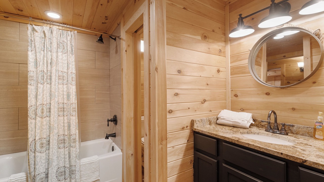 Photo of Bathroom in Seneca