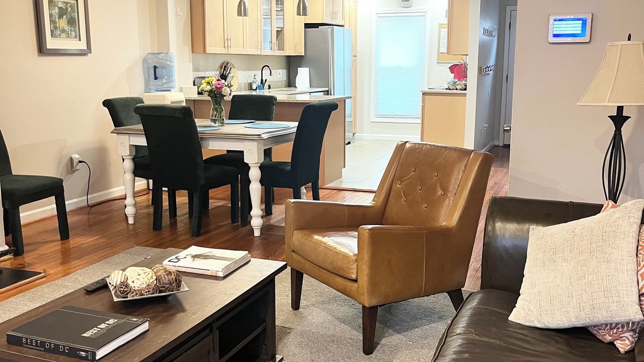 Photo of Livingroom in Capitol Hill