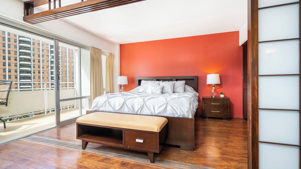 Photo of Bedroom in Waikiki
