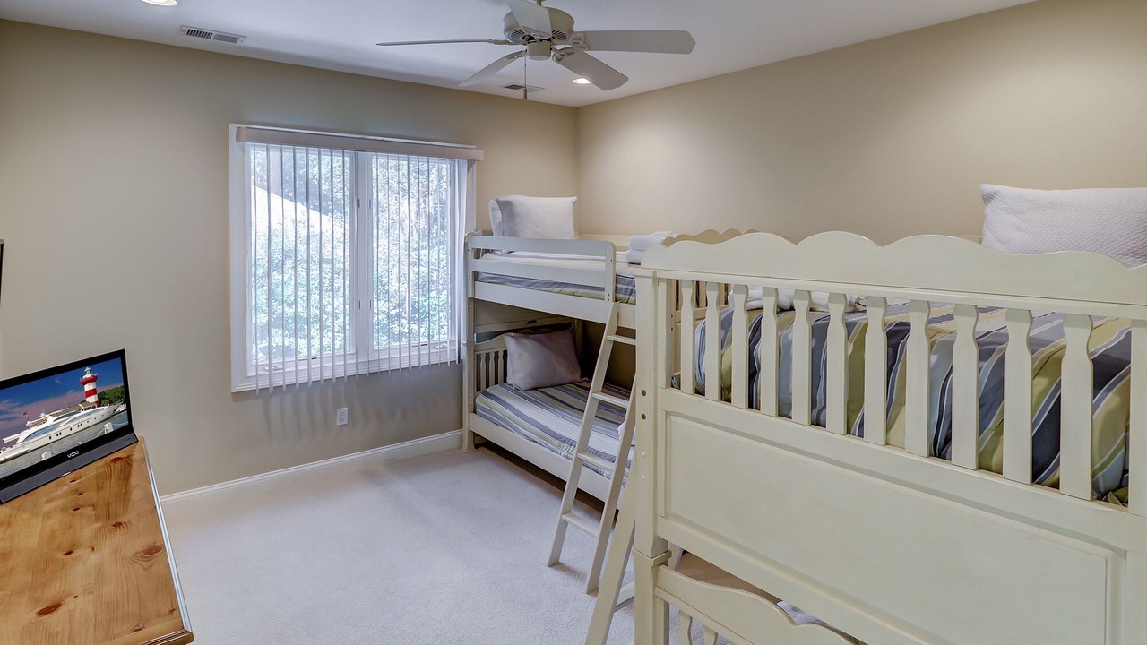 Photo of Bedroom in Oceanside