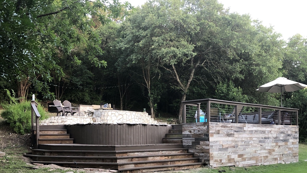Photo of Outdoor in West Oak Hill