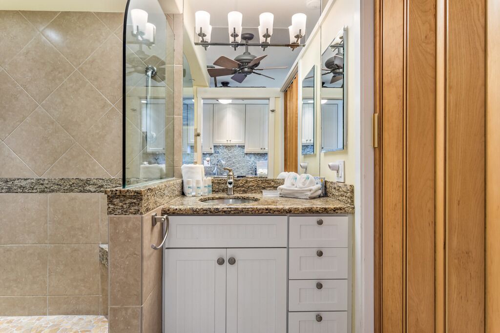 Photo of Bathroom in Napili