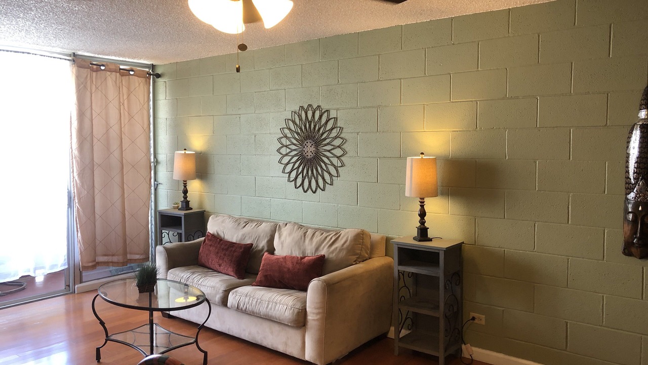 Photo of Bedroom in Waikiki