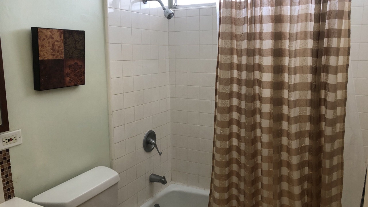 Photo of Bathroom in Waikiki