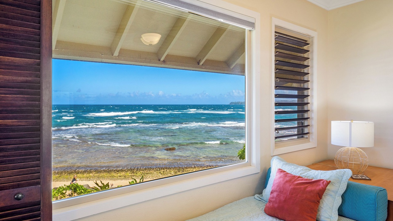 Photo of Bedroom in Wainiha
