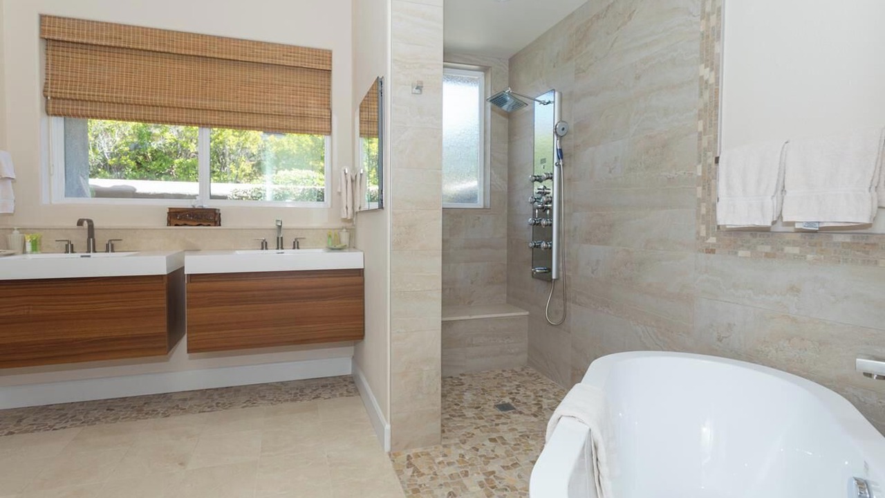 Photo of Bathroom in Kamuela