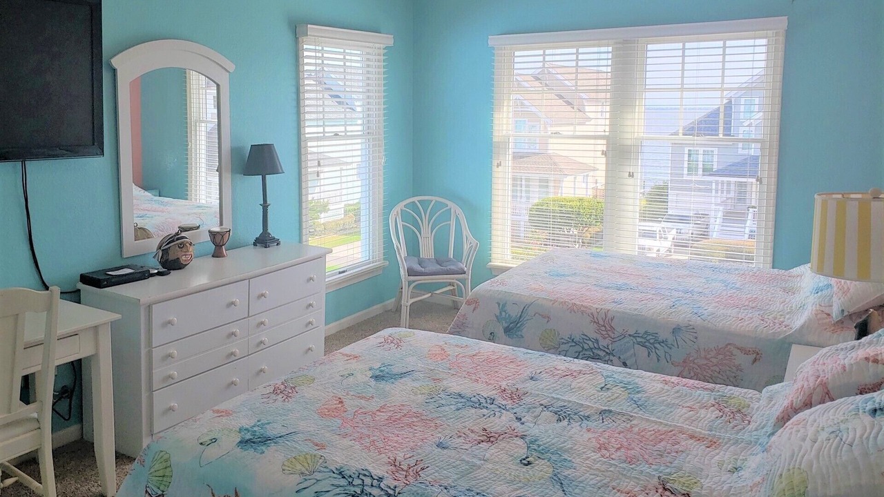 Photo of Bedroom in Manteo