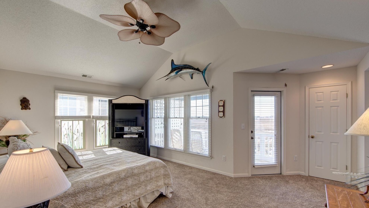 Photo of Bedroom in Manteo