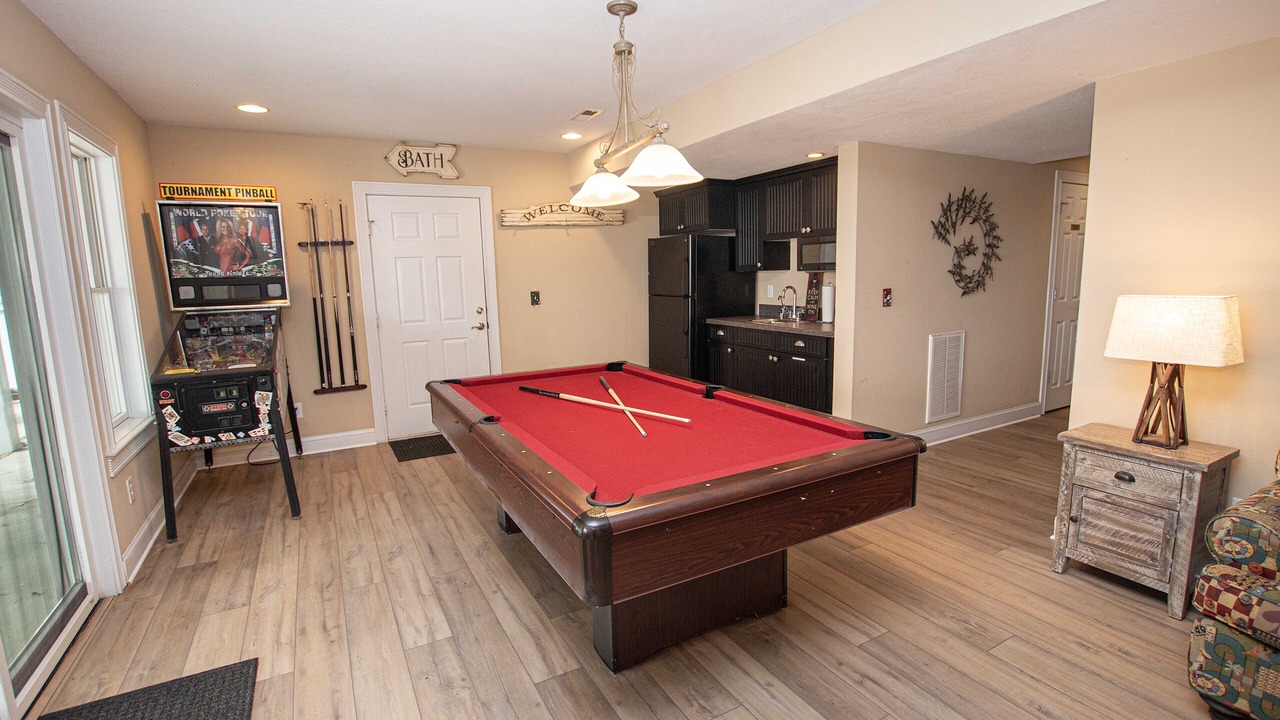 Photo of Bedroom in Corolla Light