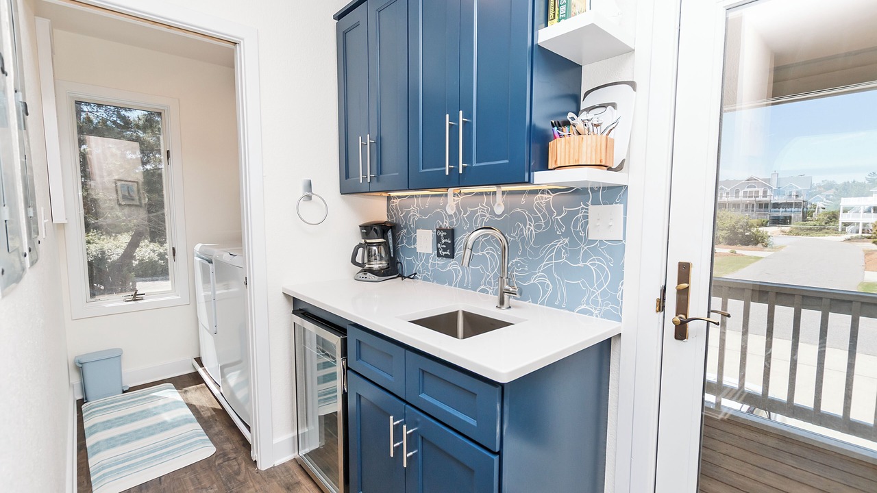 Photo of Kitchen in Corolla Light
