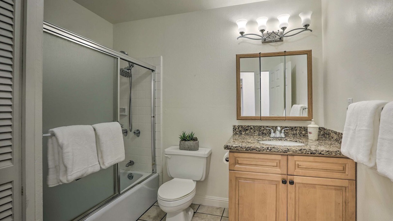 Photo of Bathroom in Hauula