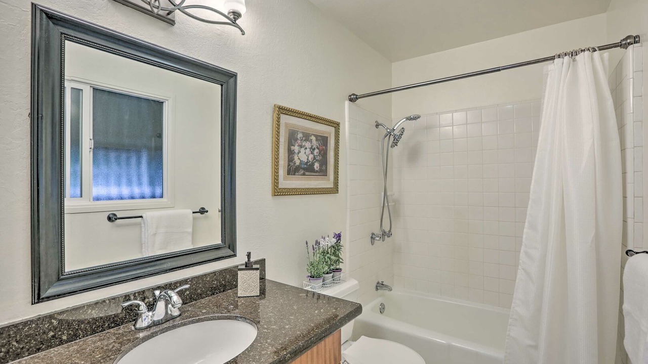 Photo of Bathroom in Hauula