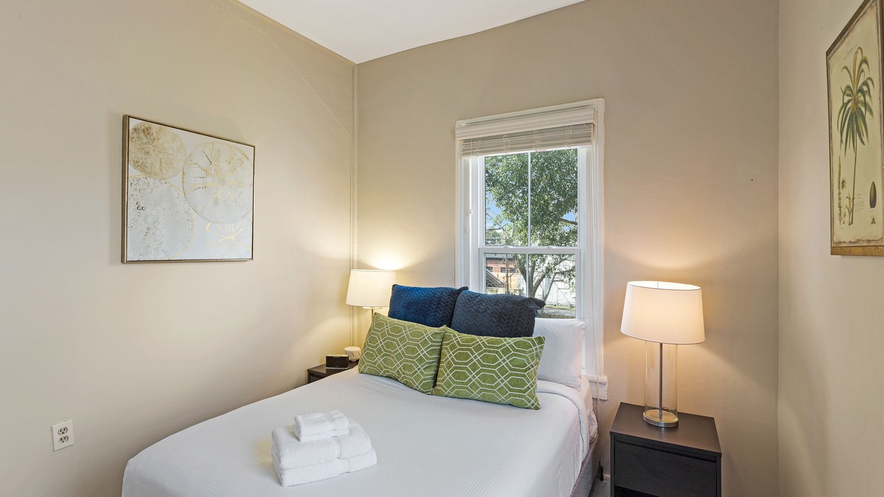 Photo of Bedroom in Savannah Victorian District