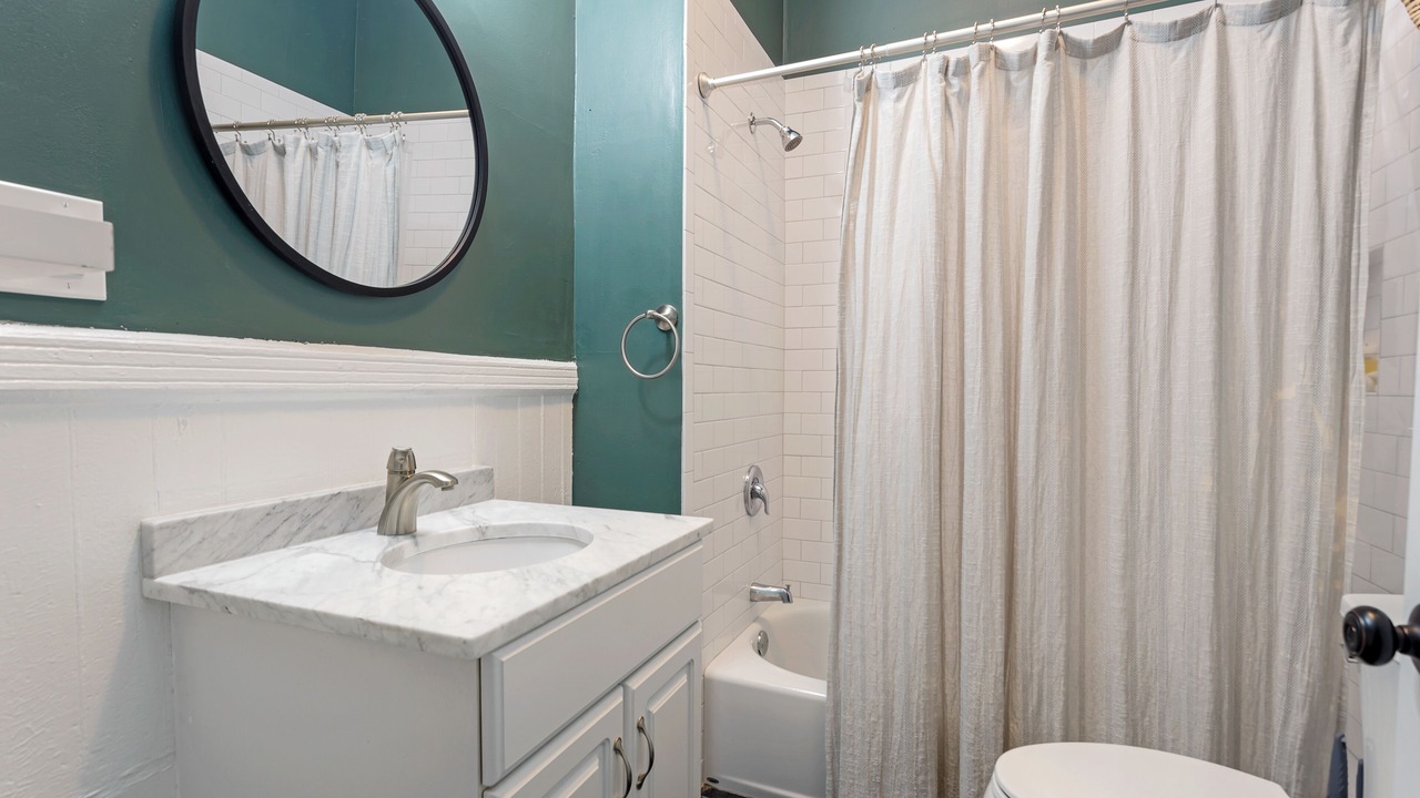 Photo of Bathroom in Savannah Victorian District