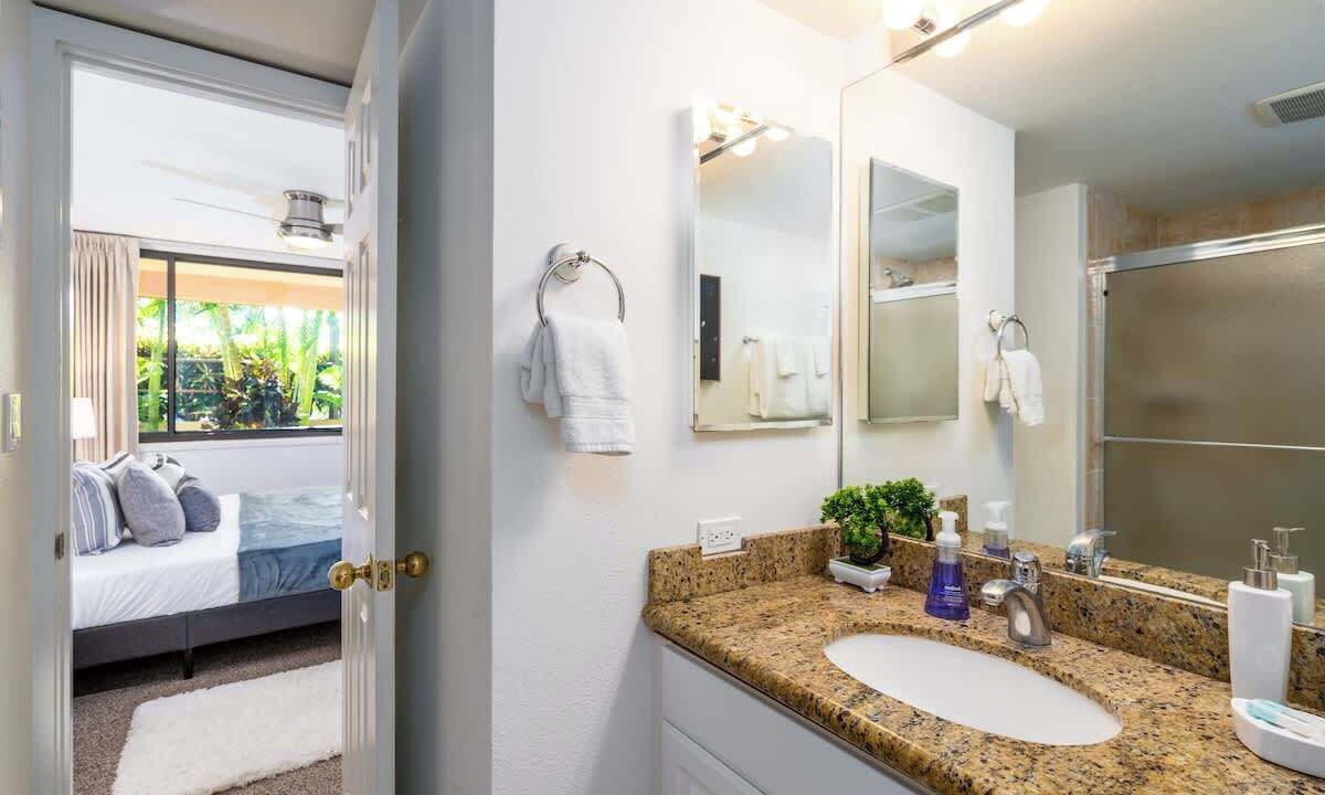 Photo of Bathroom in Kihei