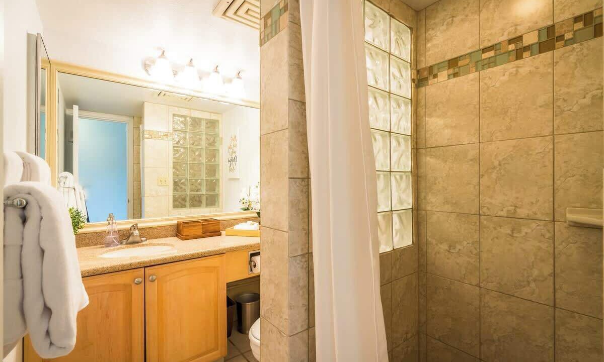 Photo of Bathroom in Kihei