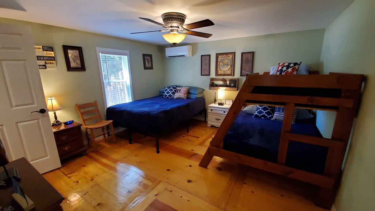 Photo of Bedroom in Connellys Springs