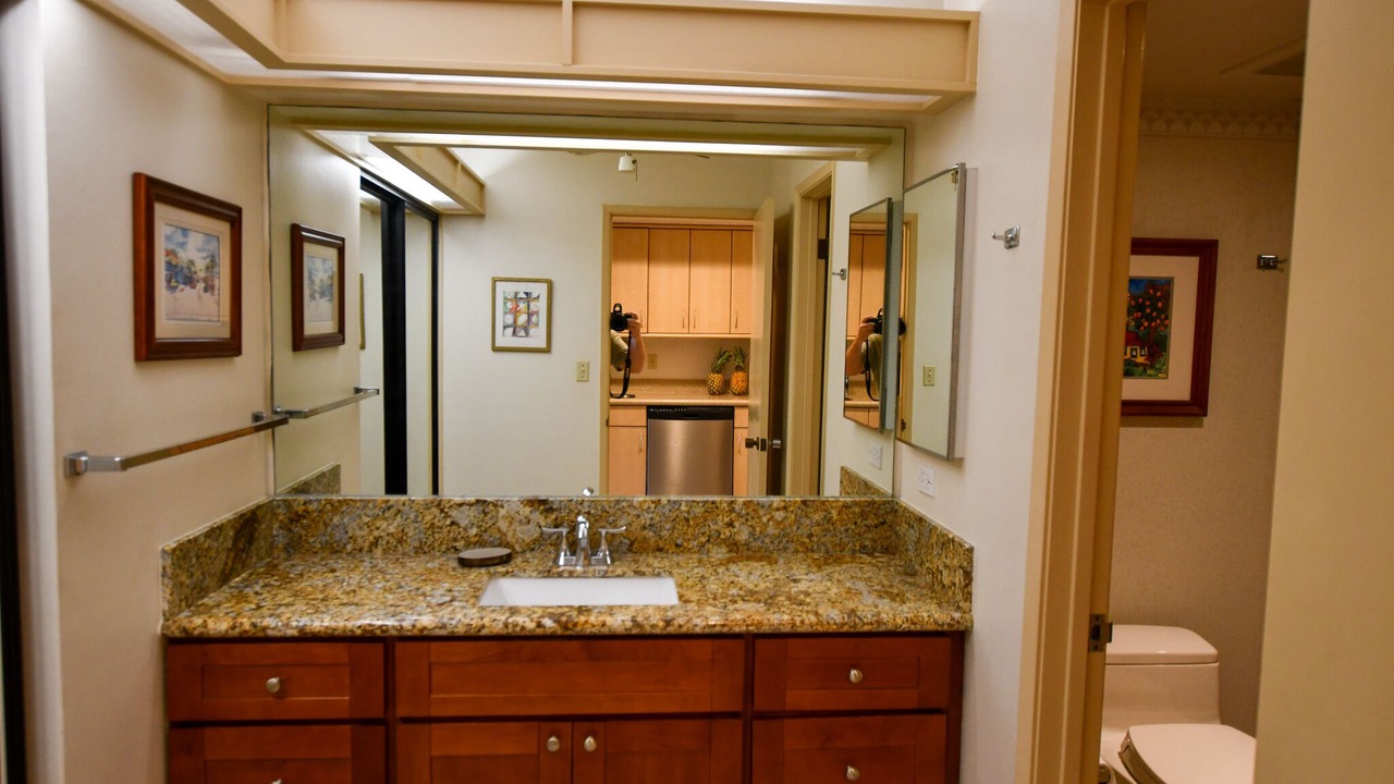Photo of Bathroom in Kaanapali