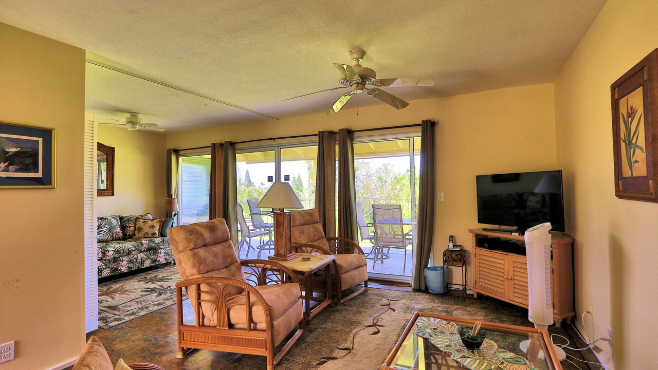 Photo of Livingroom in Keauhou
