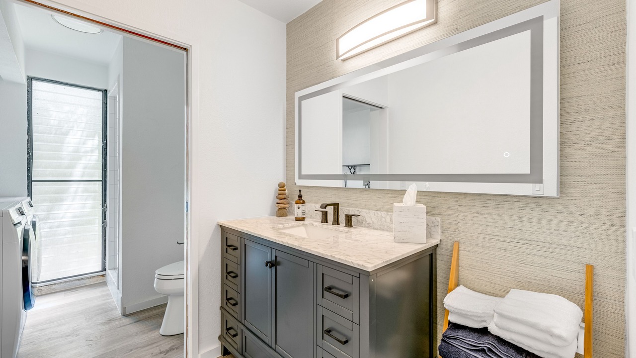 Photo of Bathroom in Keauhou