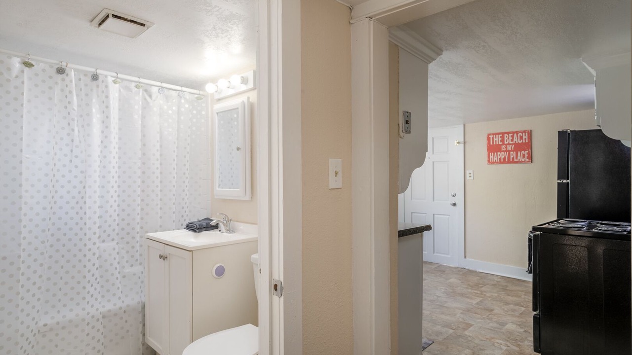Photo of Bathroom in Buckroe Beach