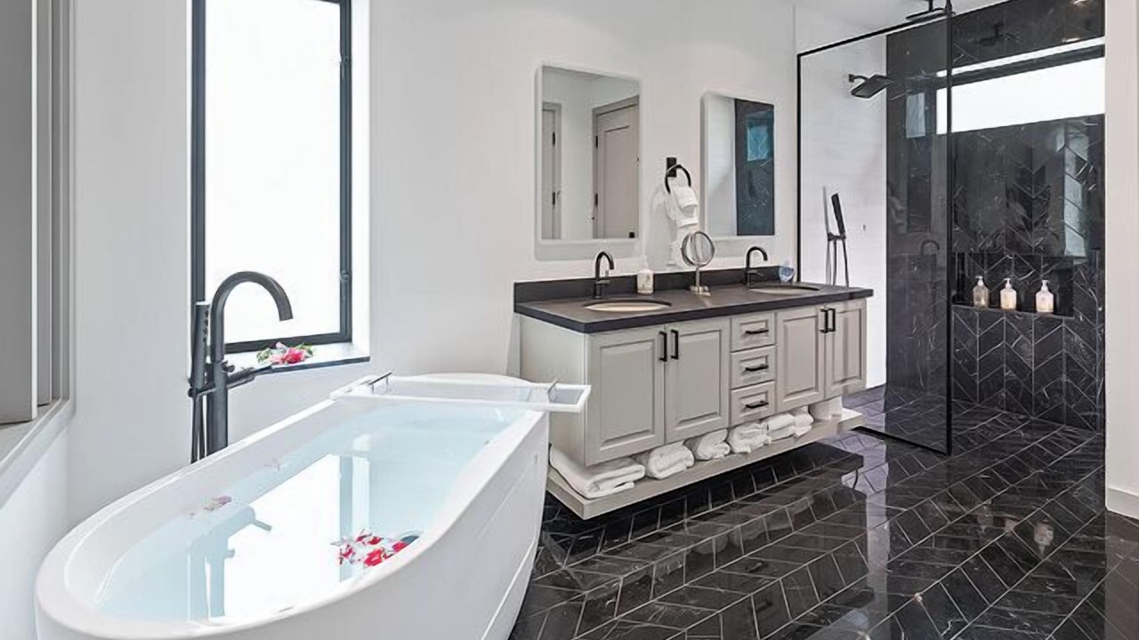 Photo of Bathroom in Kamuela
