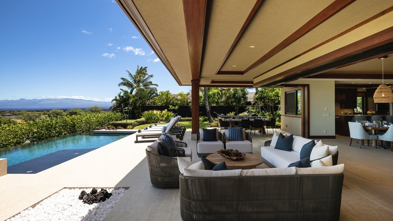 Photo of Bedroom in Historic Kailua Village